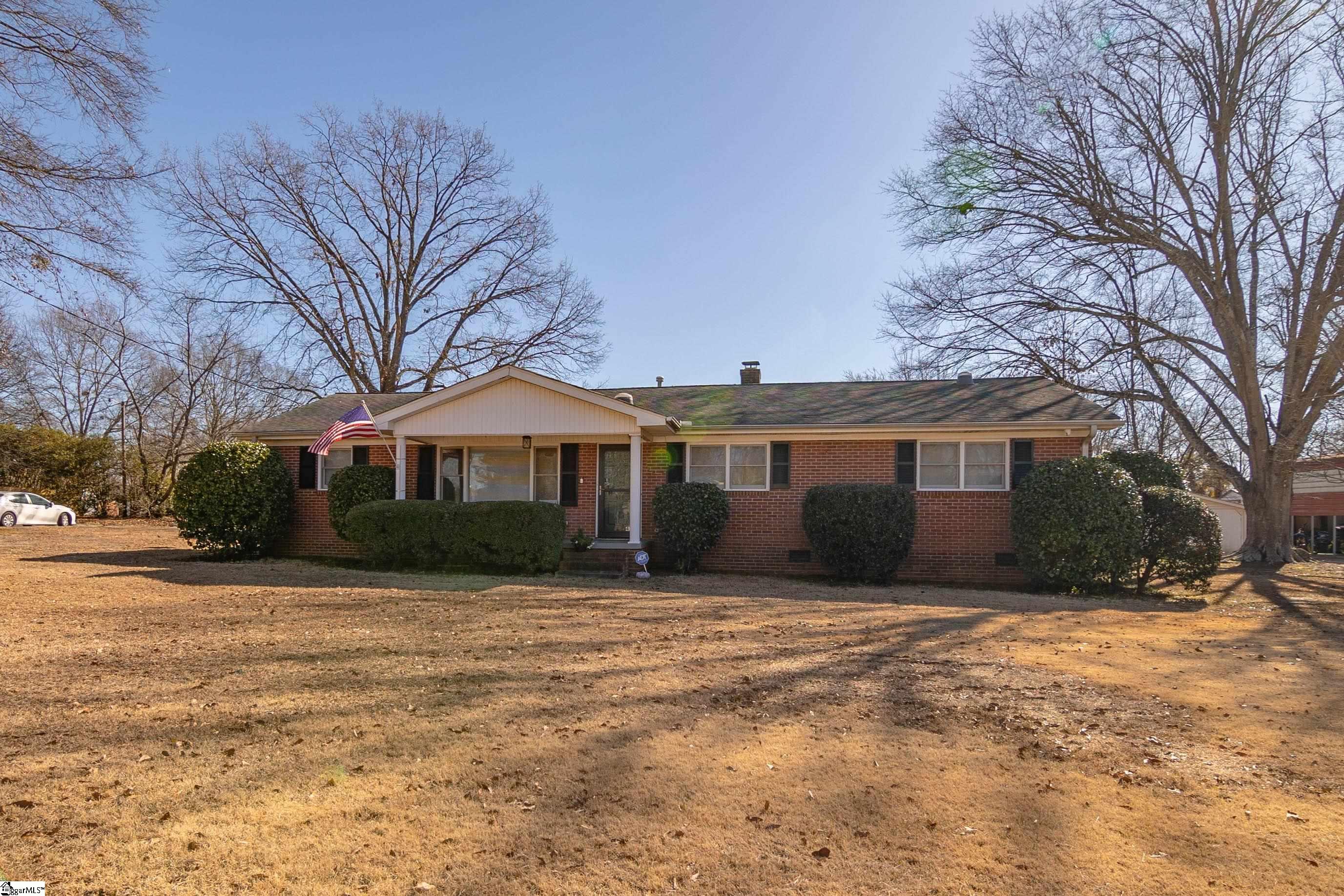 414 Mapleton Drive Greenville, SC 29607 - Photo 28 of 32