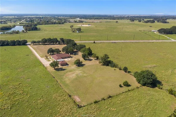 $2,700 | 5342 Farm To Market Road 2223, Bryan, TX 77808