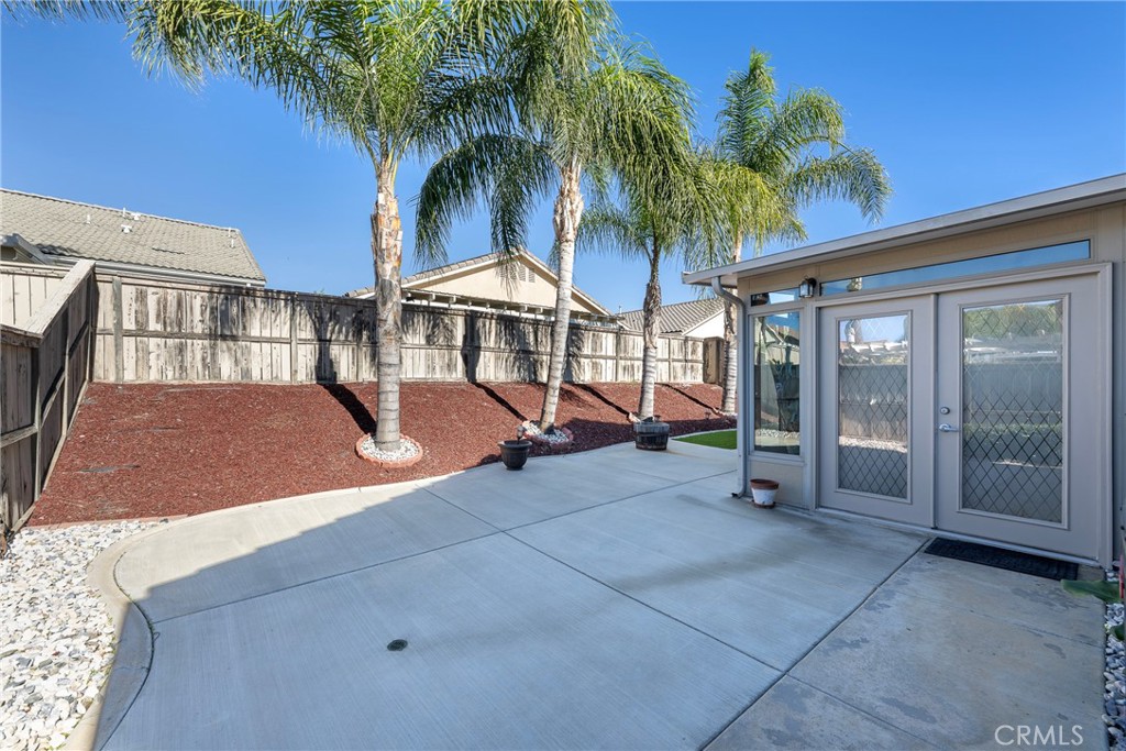 27956 Crystal Spring Drive Menifee, CA 92584 - Photo 8 of 75