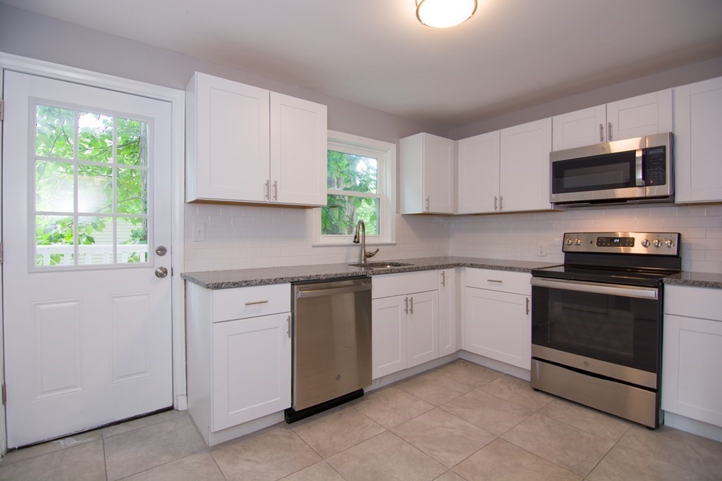 24 County Way Beverly, MA 01915 - Photo 14 of 24 Gallery Image 14