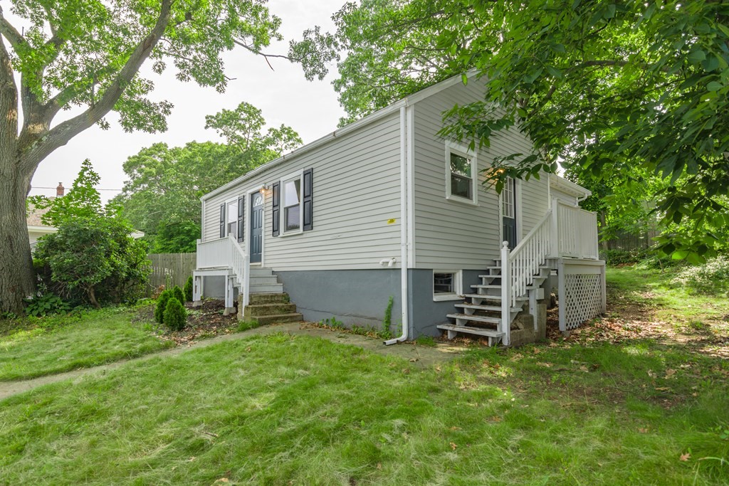 24 County Way Beverly, MA 01915 - Photo 2 of 24 Gallery Image 2