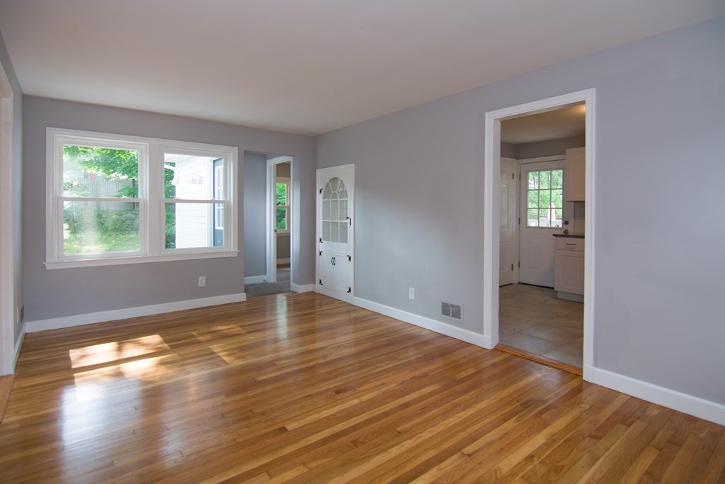 24 County Way Beverly, MA 01915 - Photo 6 of 24 Gallery Image 6