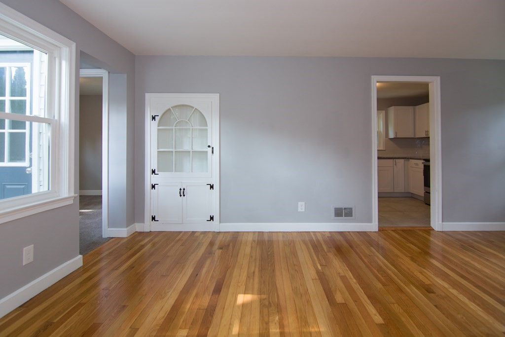 24 County Way Beverly, MA 01915 - Photo 7 of 24 Gallery Image 7