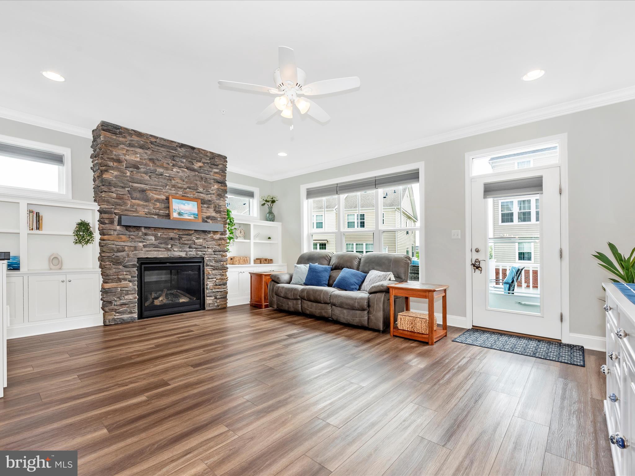 1130 Holden Road Frederick, MD 21701 - Photo 7 of 65 Living Room