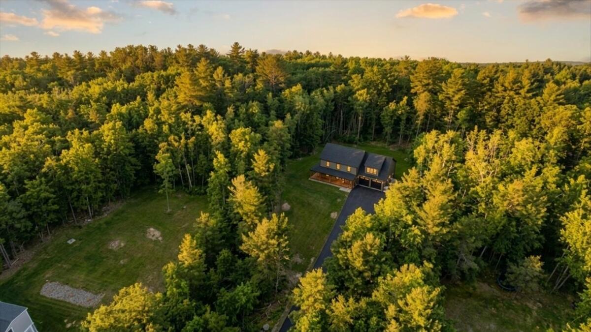 321 Pownal Road Freeport, ME 04032 - Photo 16 of 114 014-2026-04-07_Heather Roy_321 Pownal Rd
