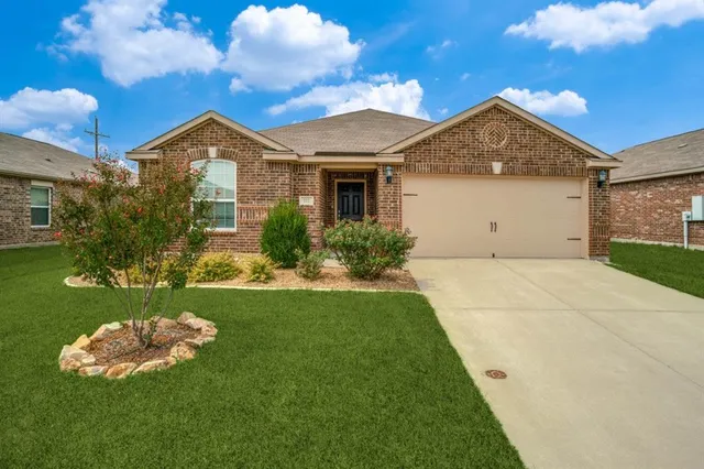 $1,695 | 222 Magnolia Drive, Princeton, TX 75407