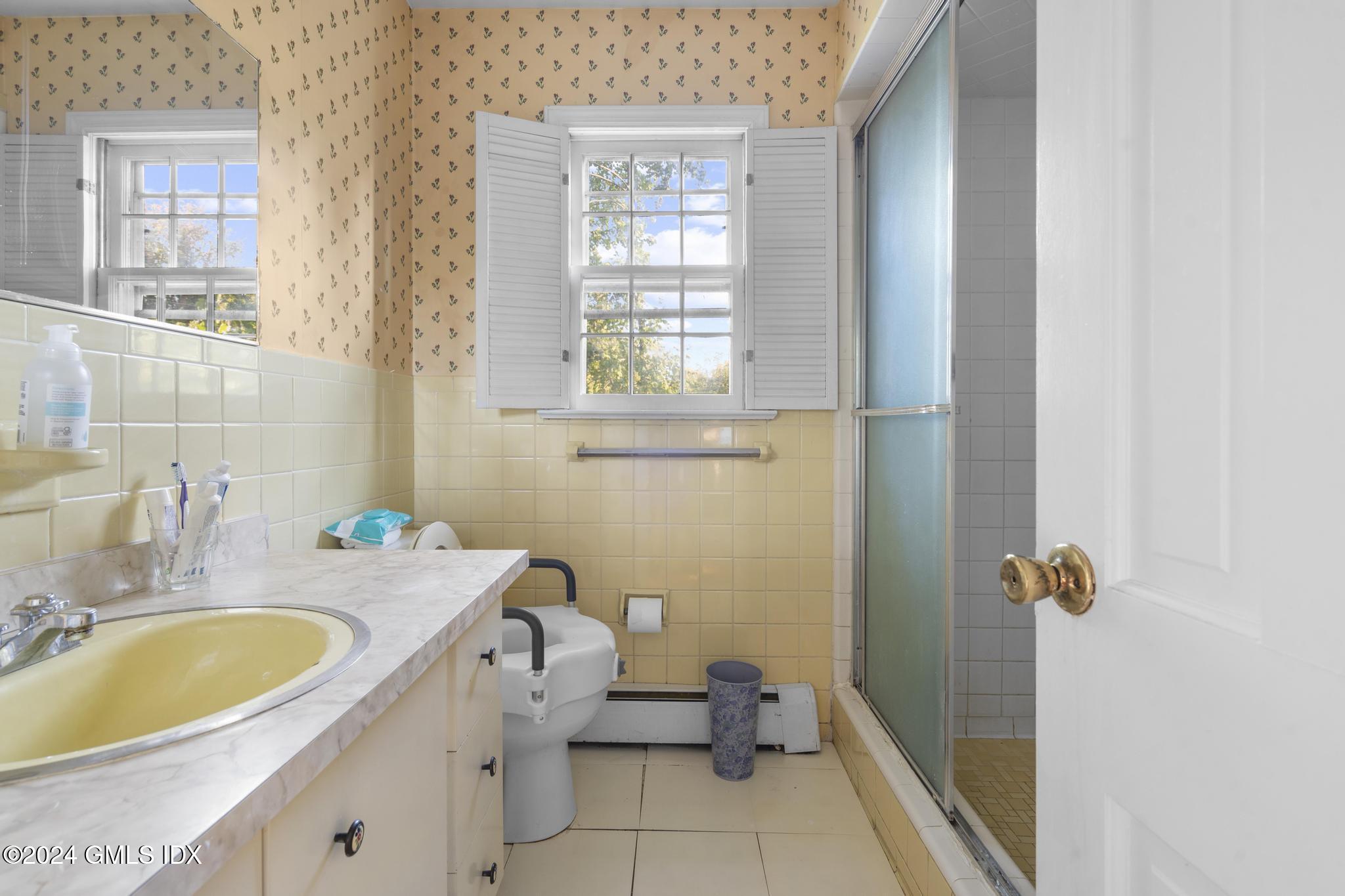 19 Coventry Lane Riverside, CT 06878 - Photo 28 of 39 DSC04962