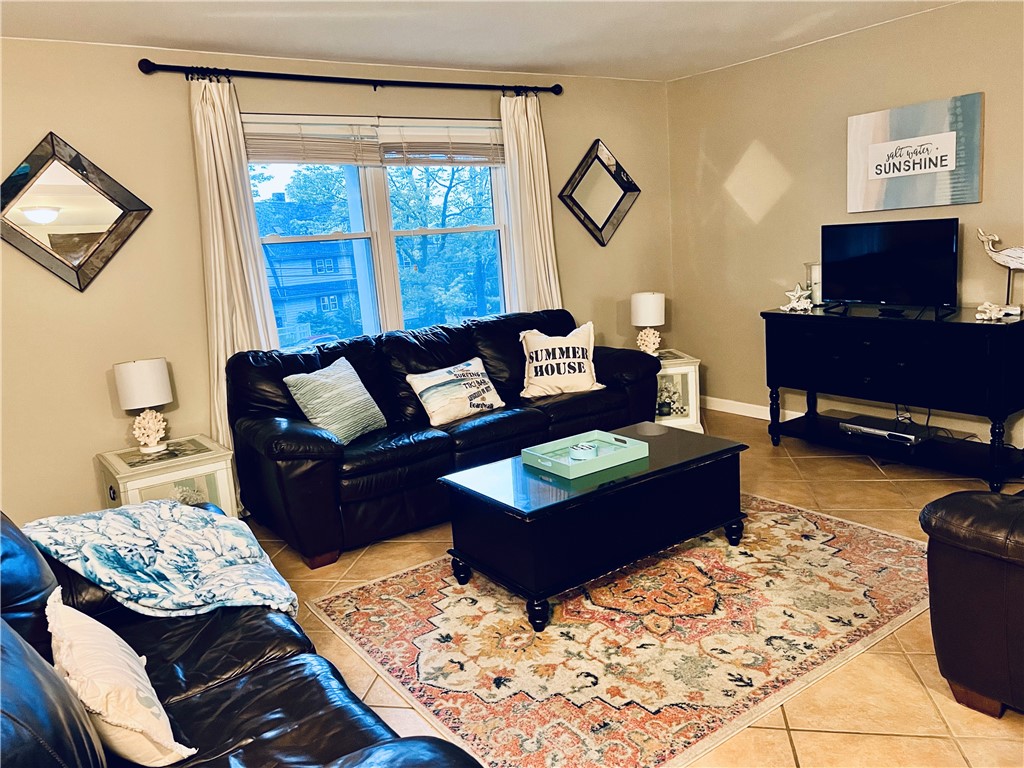 70 Carroll Avenue, Unit 708 Newport, RI 02840 - Photo 3 of 11