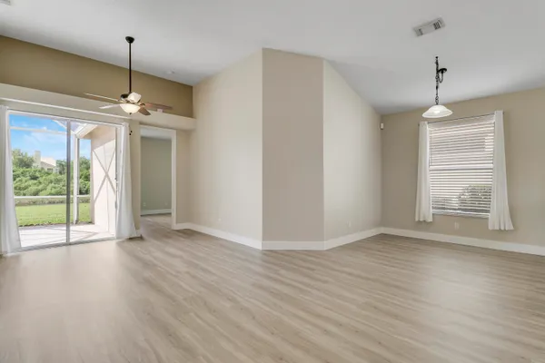 $2,850 | 726 Southwest Aruba Bay, Port St. Lucie, FL 34986