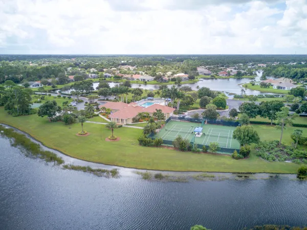$2,850 | 726 Southwest Aruba Bay, Port St. Lucie, FL 34986