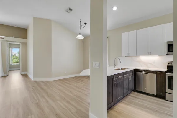 $2,850 | 726 Southwest Aruba Bay, Port St. Lucie, FL 34986