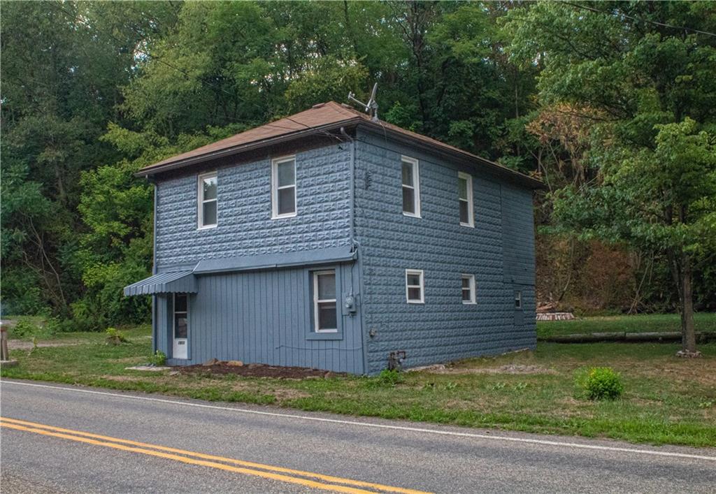 1855 Millerstown Road Tarentum, PA 15084 - Photo 3 of 17 Gallery Image 3