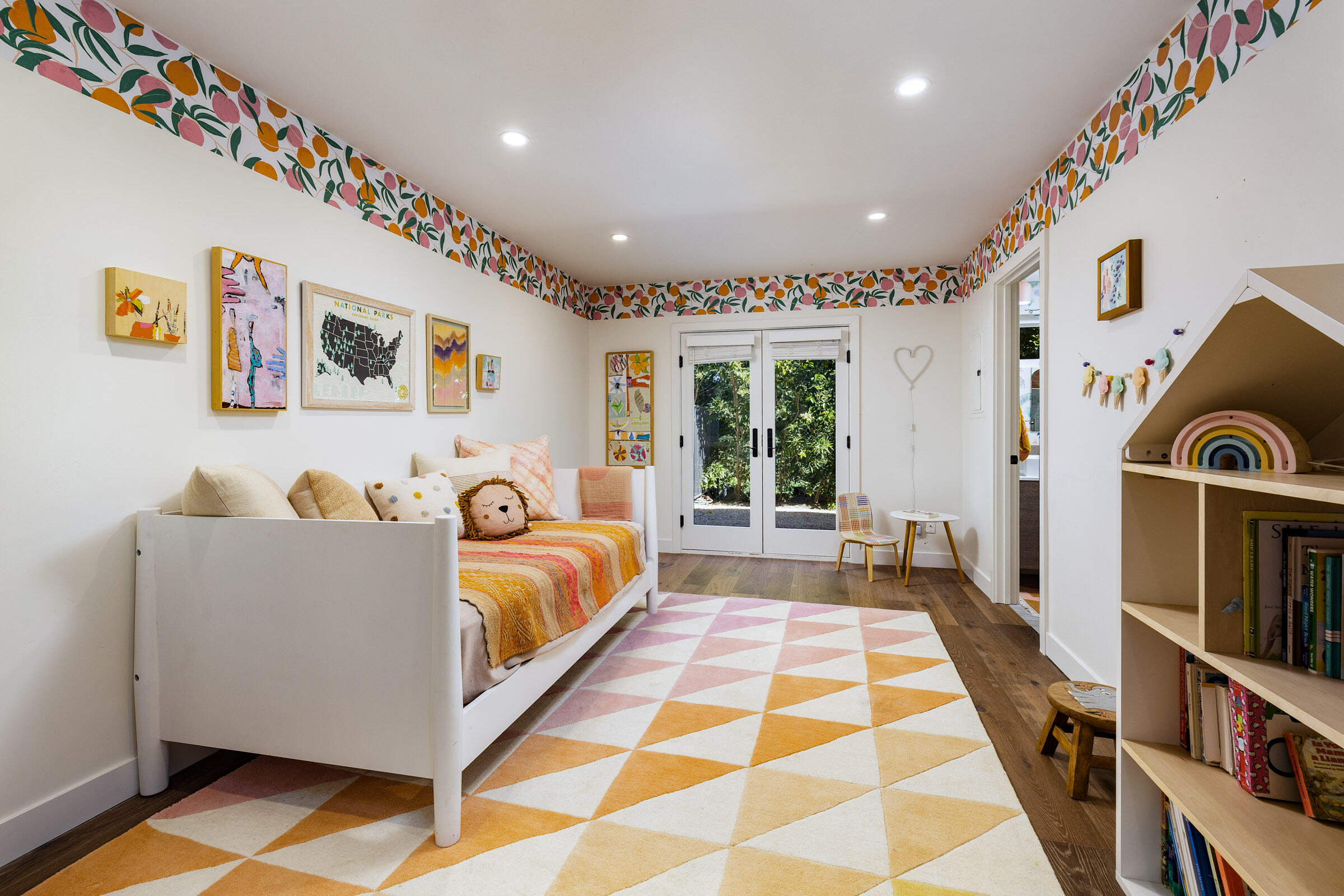 925 El Rancho Road Montecito, CA 93108 - Photo 15 of 28 a living room with furniture and a rug