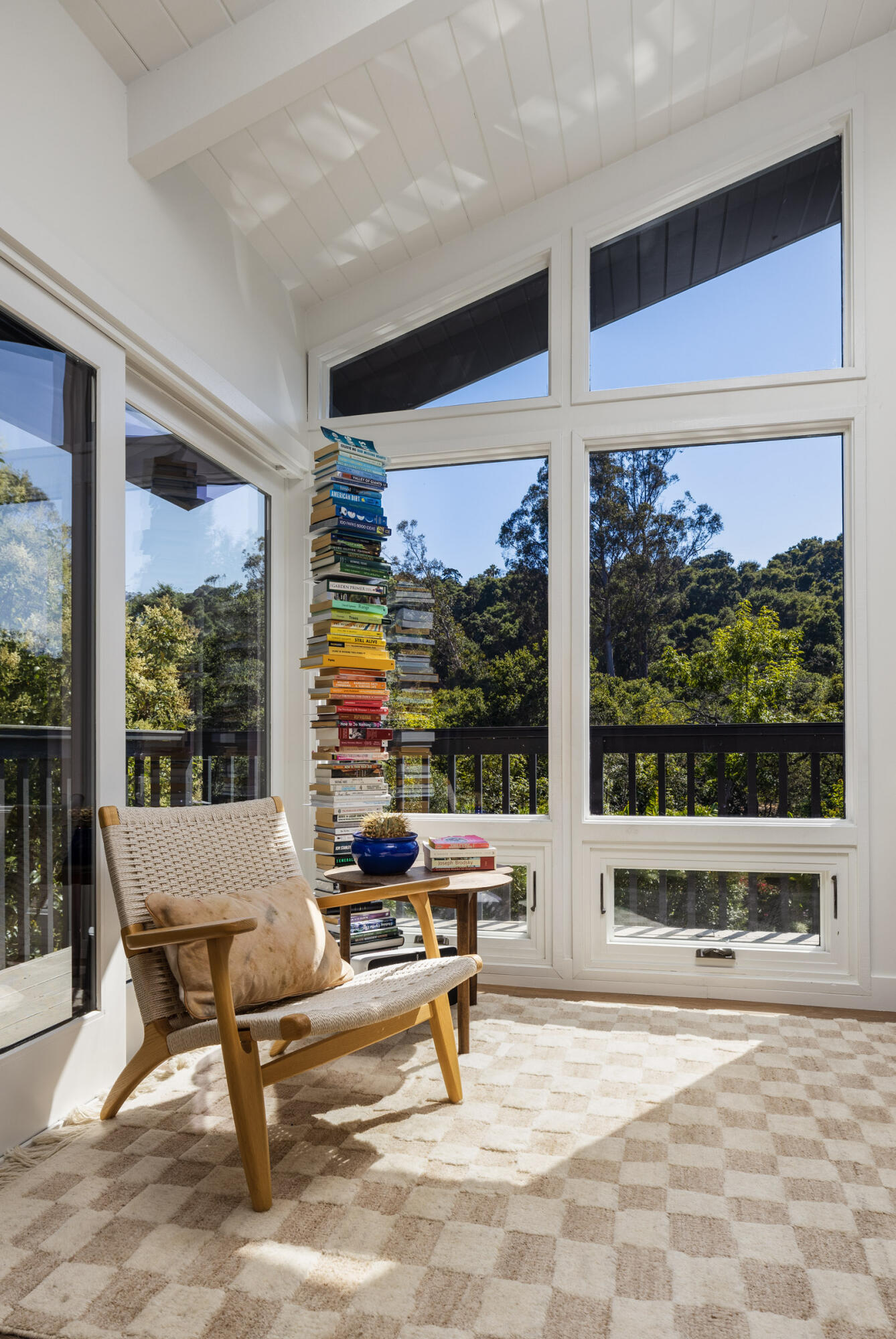 925 El Rancho Road Montecito, CA 93108 - Photo 10 of 28 a living room with furniture and large windows