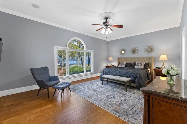 a large kitchen with lots of counter space and windows