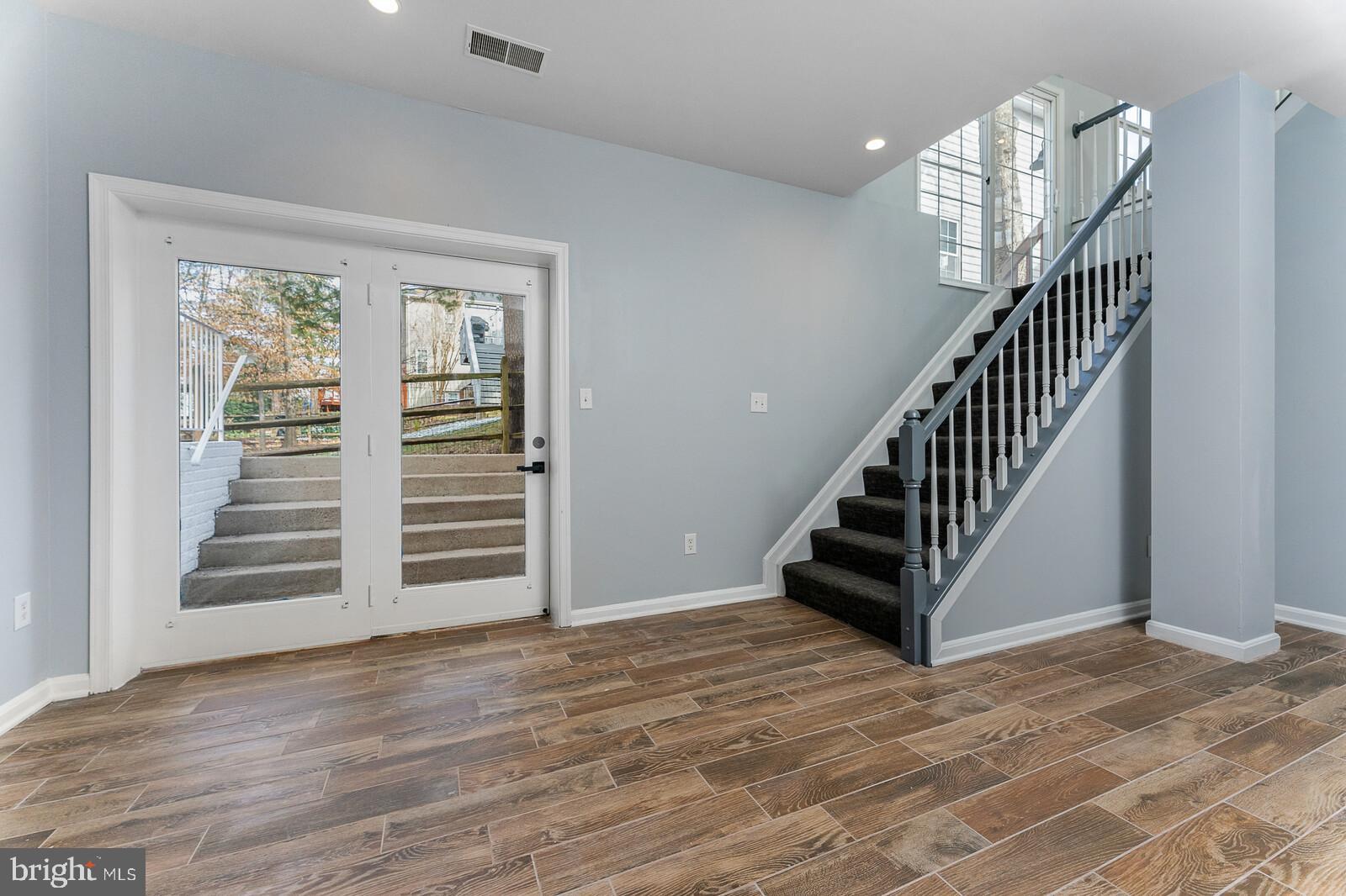47550 Rippling Drive Sterling, VA 20165 - Photo 12 of 41 Gallery Image 12