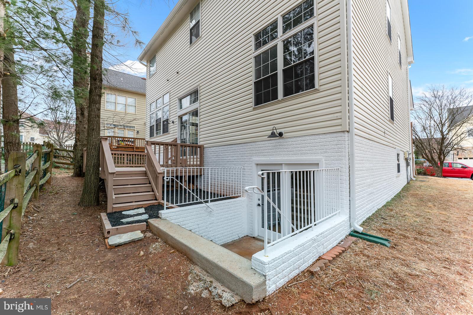 47550 Rippling Drive Sterling, VA 20165 - Photo 30 of 41 Gallery Image 30