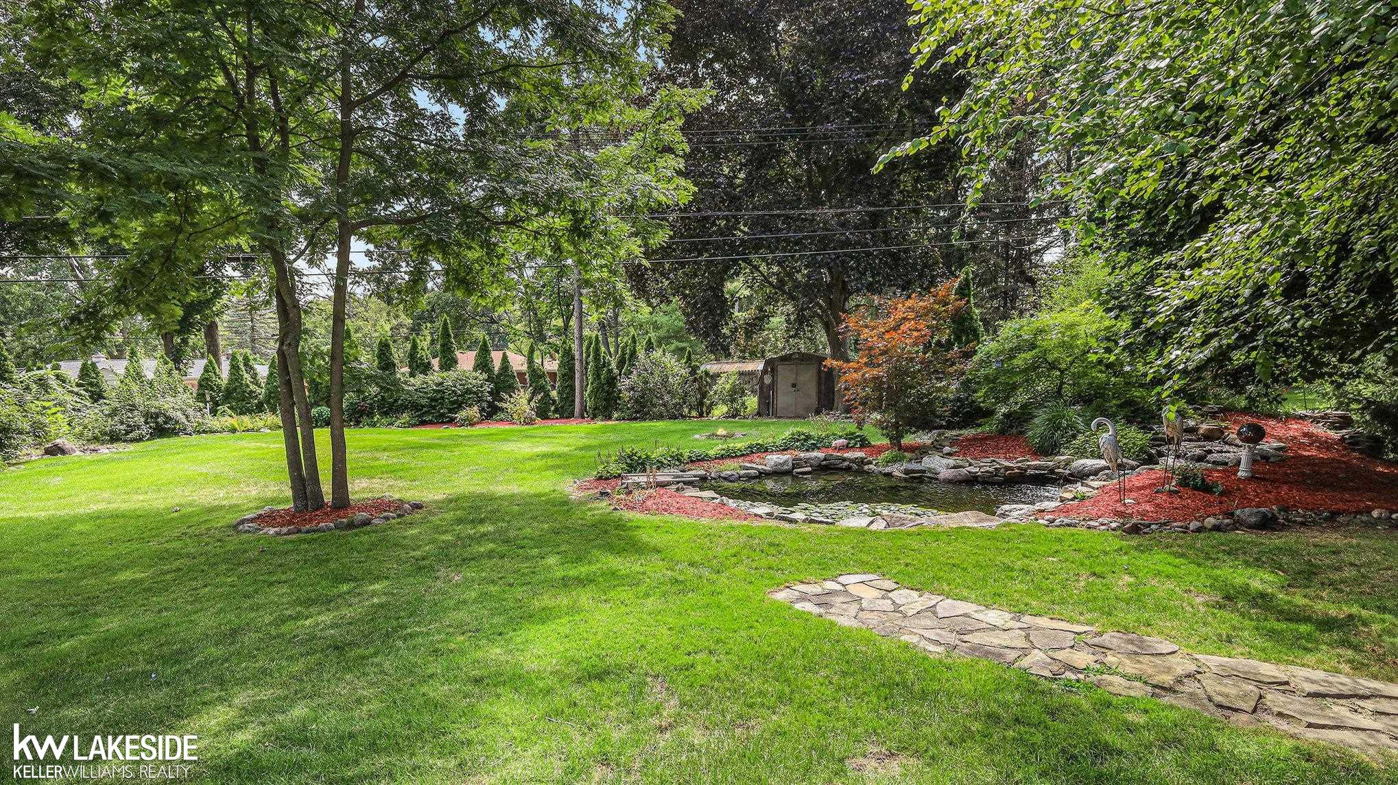 185 Montmorency Road Rochester Hills, MI 48307 - Photo 26 of 26