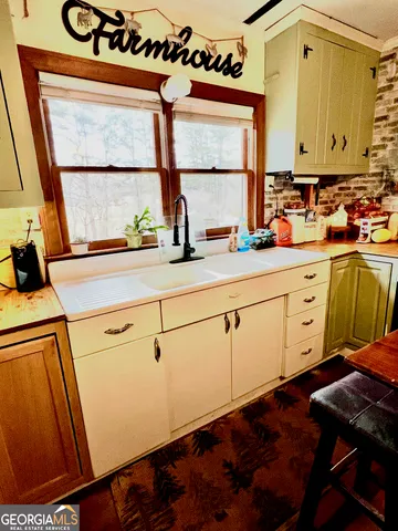 $315,000 | 3402 B C Grant Road, Cornelia, GA 30531