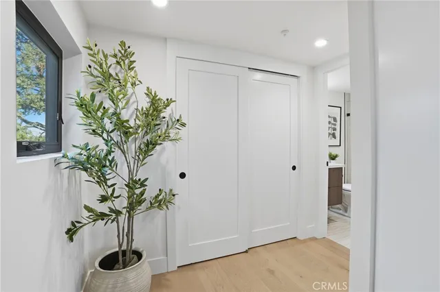 $2,300,000 | 526 Klamath Street, Brisbane, CA 94005