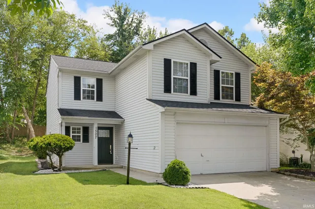 $2,000 | 1507 West Edinburgh Bend, Bloomington, IN 47403