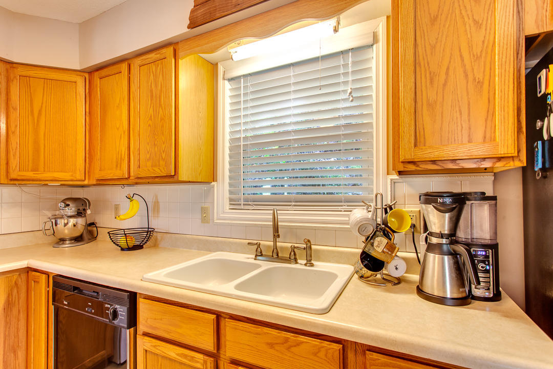 425 East Norris Point Road La Follette, TN 37766 - Photo 12 of 32 20190416160314871613000000-o