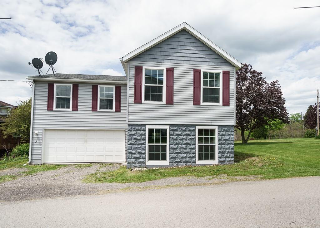 5 Maple Street Joffre, PA 15053 - Photo 1 of 24 Gallery Image 1