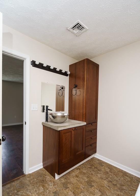5 Maple Street Joffre, PA 15053 - Photo 13 of 24 Gallery Image 13
