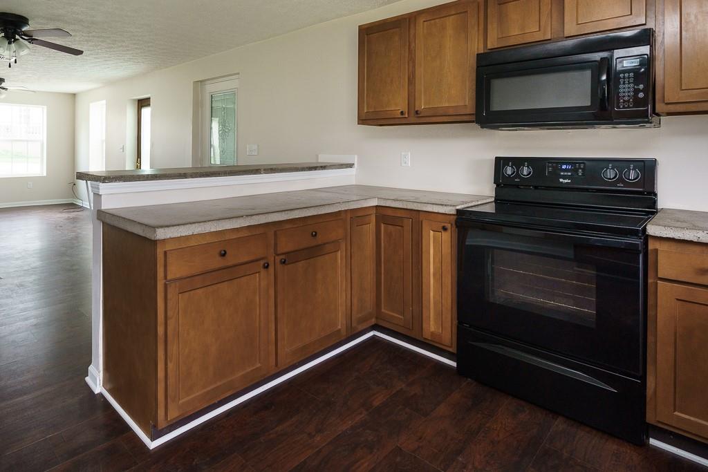 5 Maple Street Joffre, PA 15053 - Photo 5 of 24 Gallery Image 5