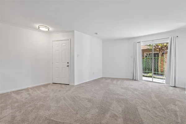 $84,000 | 3770 Loverswood Drive, Unit 1006, Houston, TX 77014