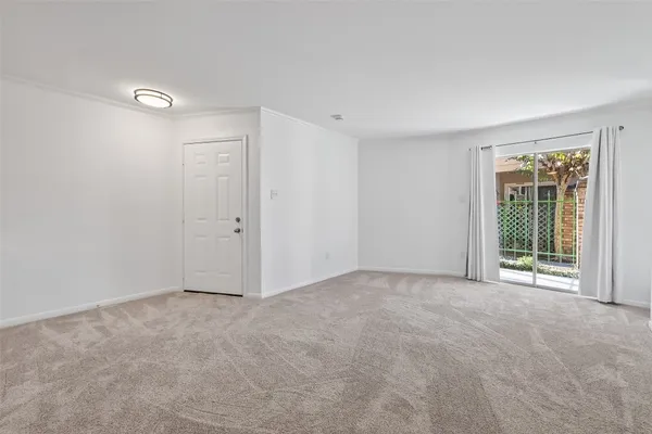 $84,000 | 3770 Loverswood Drive, Unit 1006, Houston, TX 77014