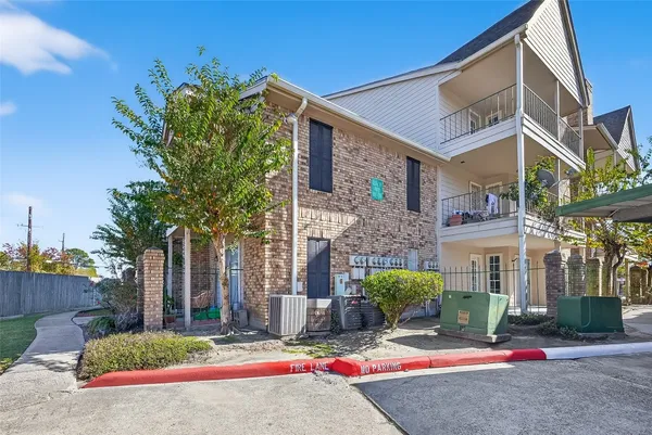 $84,000 | 3770 Loverswood Drive, Unit 1006, Houston, TX 77014