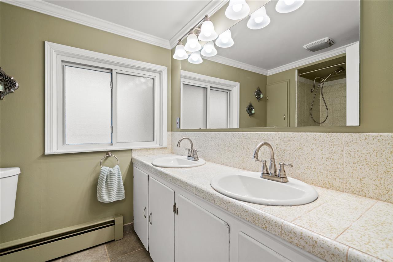 55995 Hayes Road Utica, MI 48315 - Photo 24 of 31