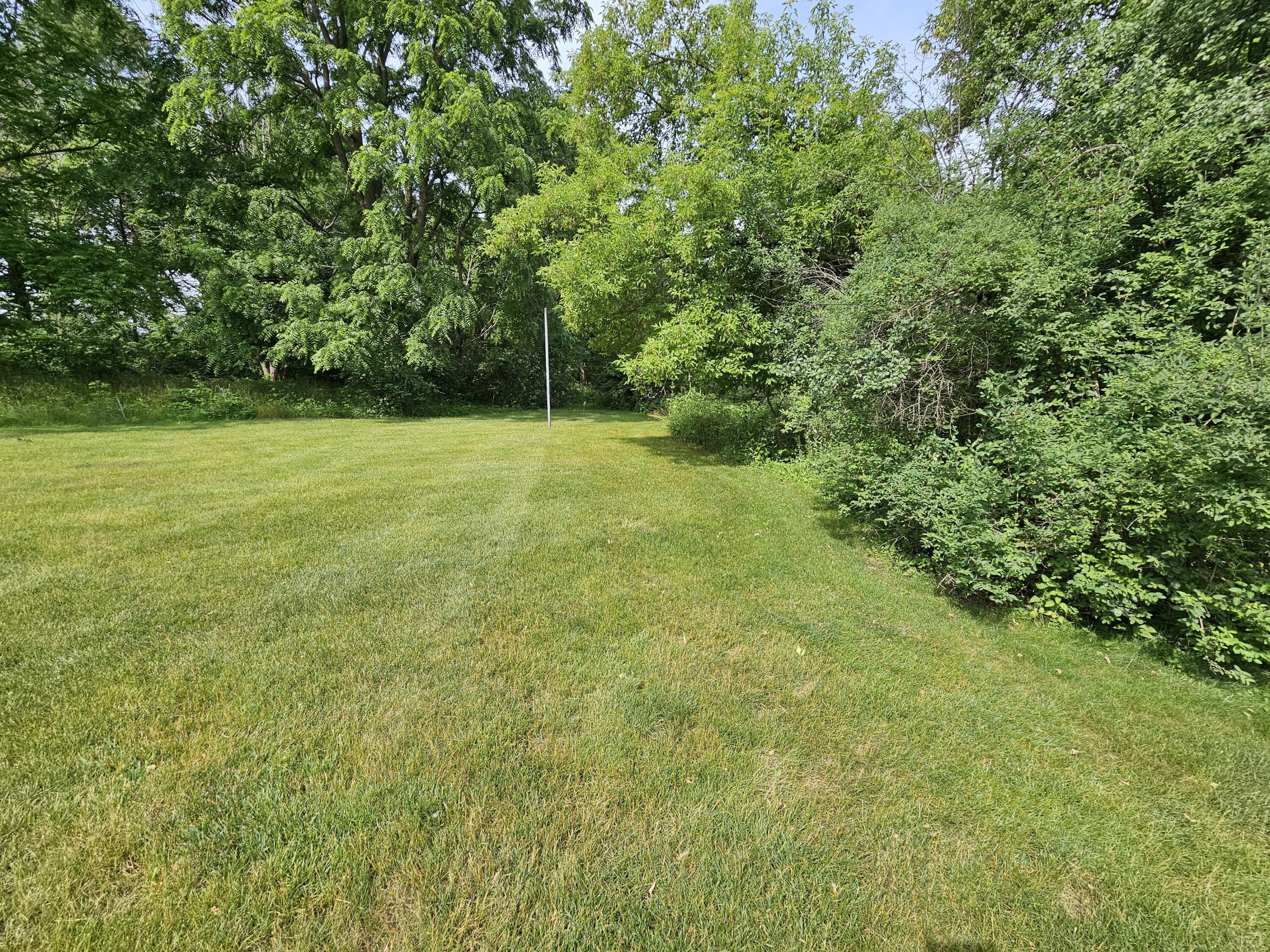 19605 Davidson Road Brookfield, WI 53045 - Photo 18 of 96 Yard View Davidson
