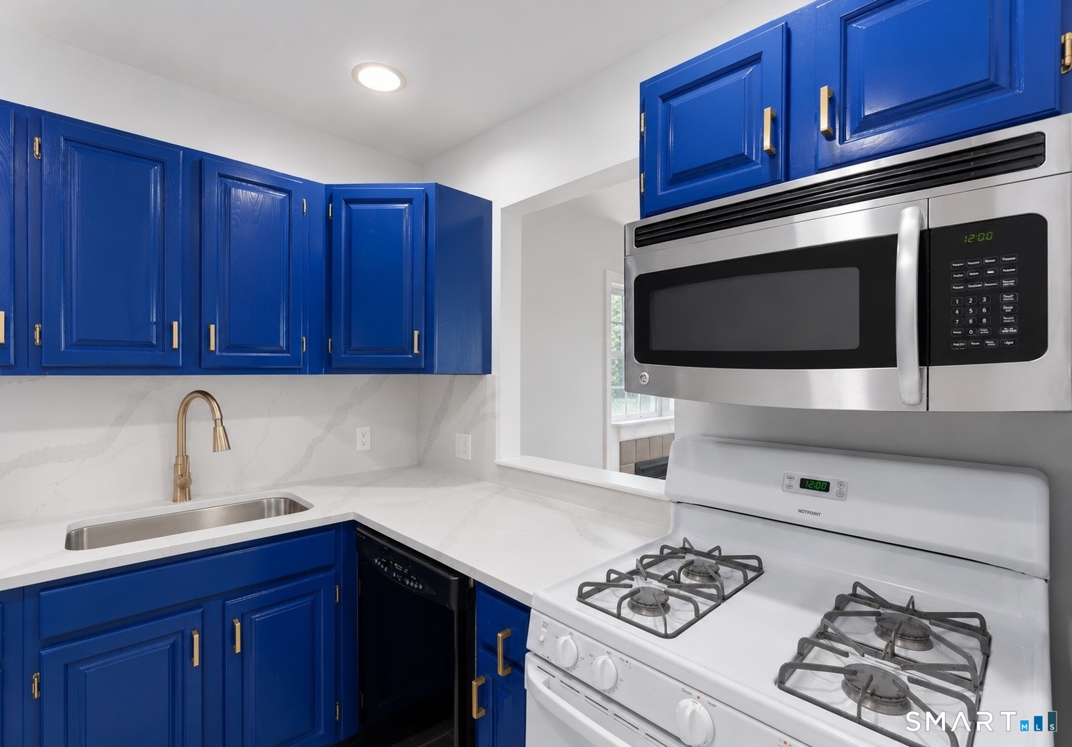239 Front Street, Unit B New Haven, CT 06513 - Photo 13 of 20