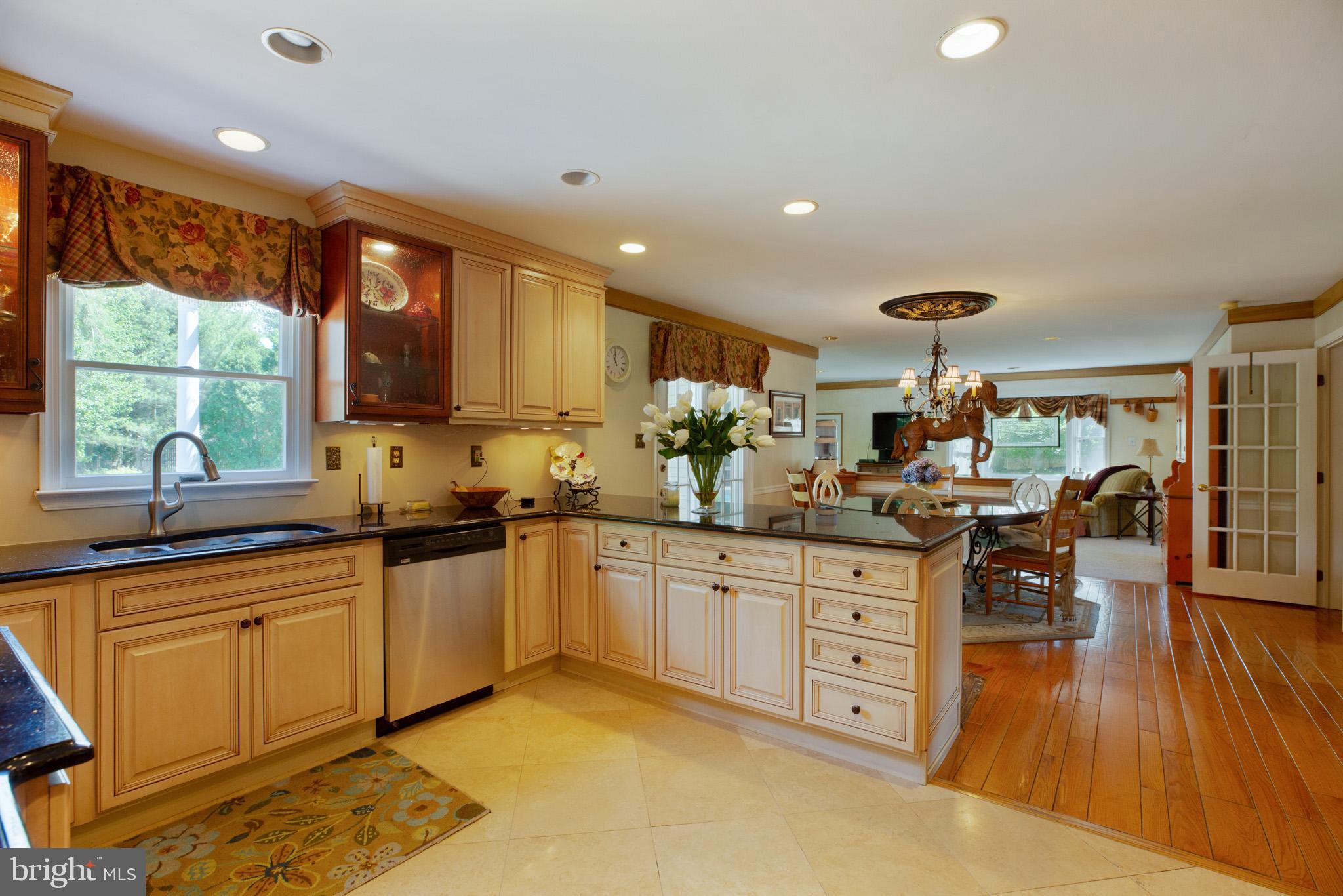 38 Abington Road Mount Laurel, NJ 08054 - Photo 13 of 41