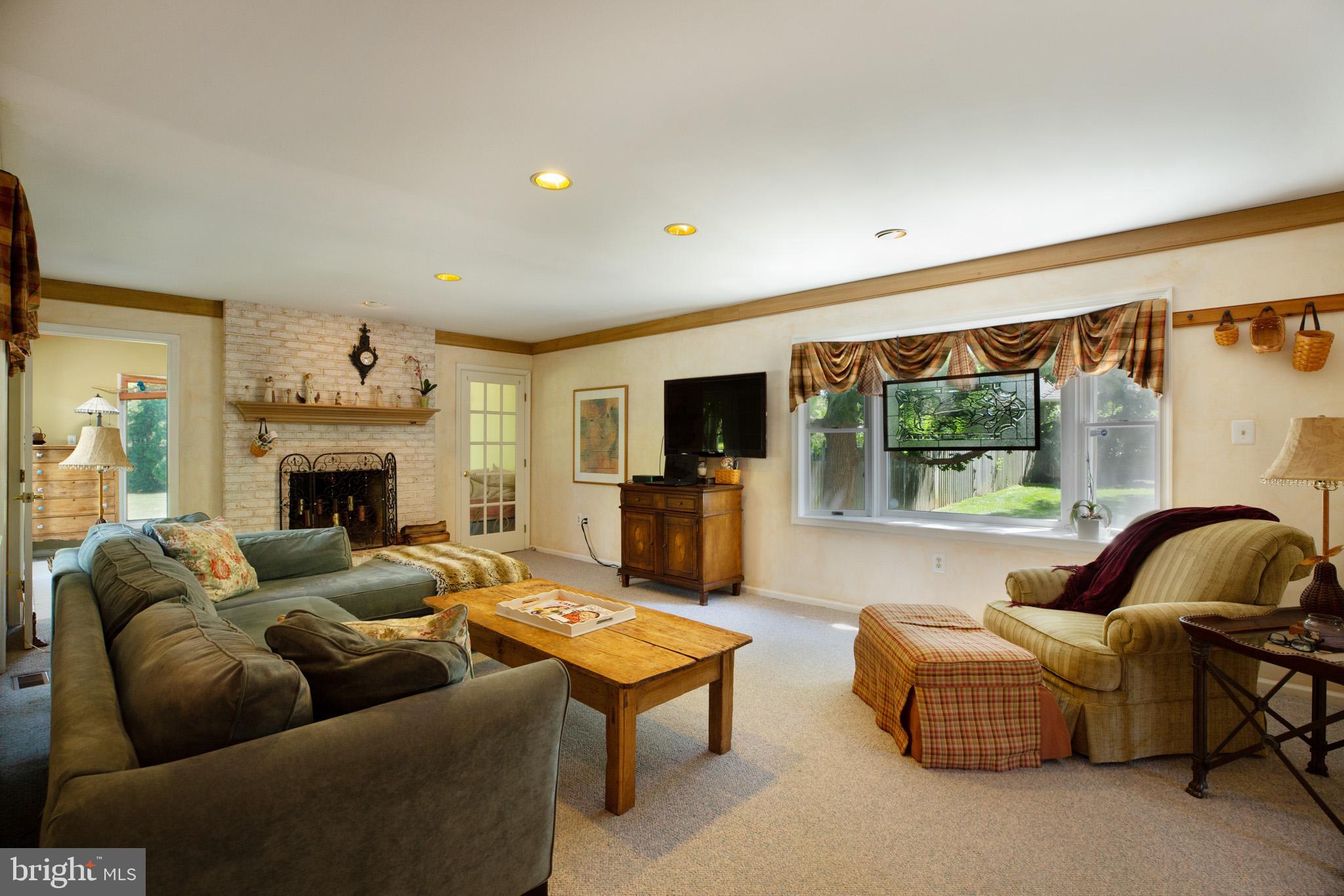 38 Abington Road Mount Laurel, NJ 08054 - Photo 10 of 41