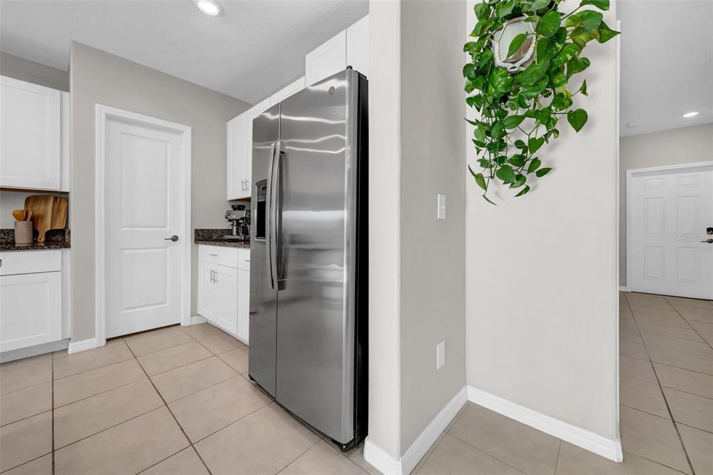 31440 Barrel Wave Way Wesley Chapel, FL 33545 - Photo 12 of 73
