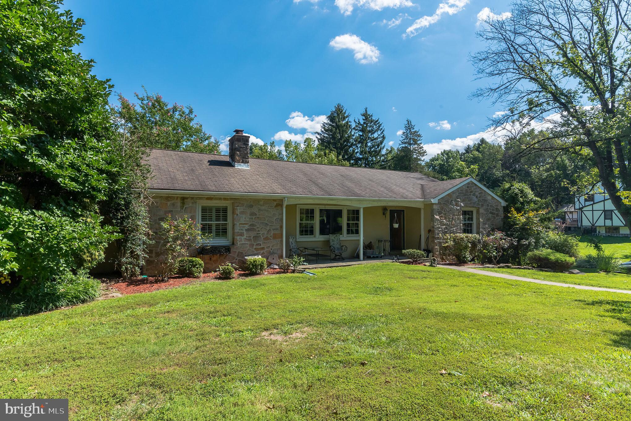 1345 Old Ford Road Huntingdon Valley, PA 19006 - Photo 3 of 30