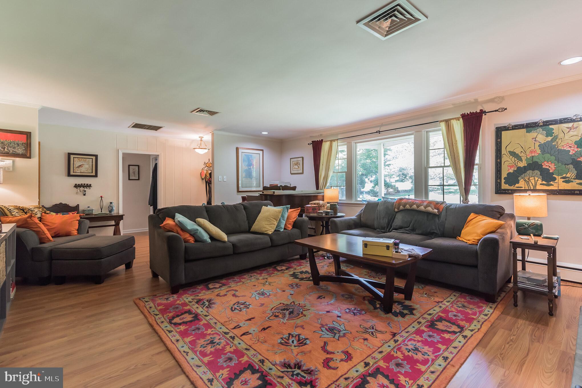 1345 Old Ford Road Huntingdon Valley, PA 19006 - Photo 4 of 30