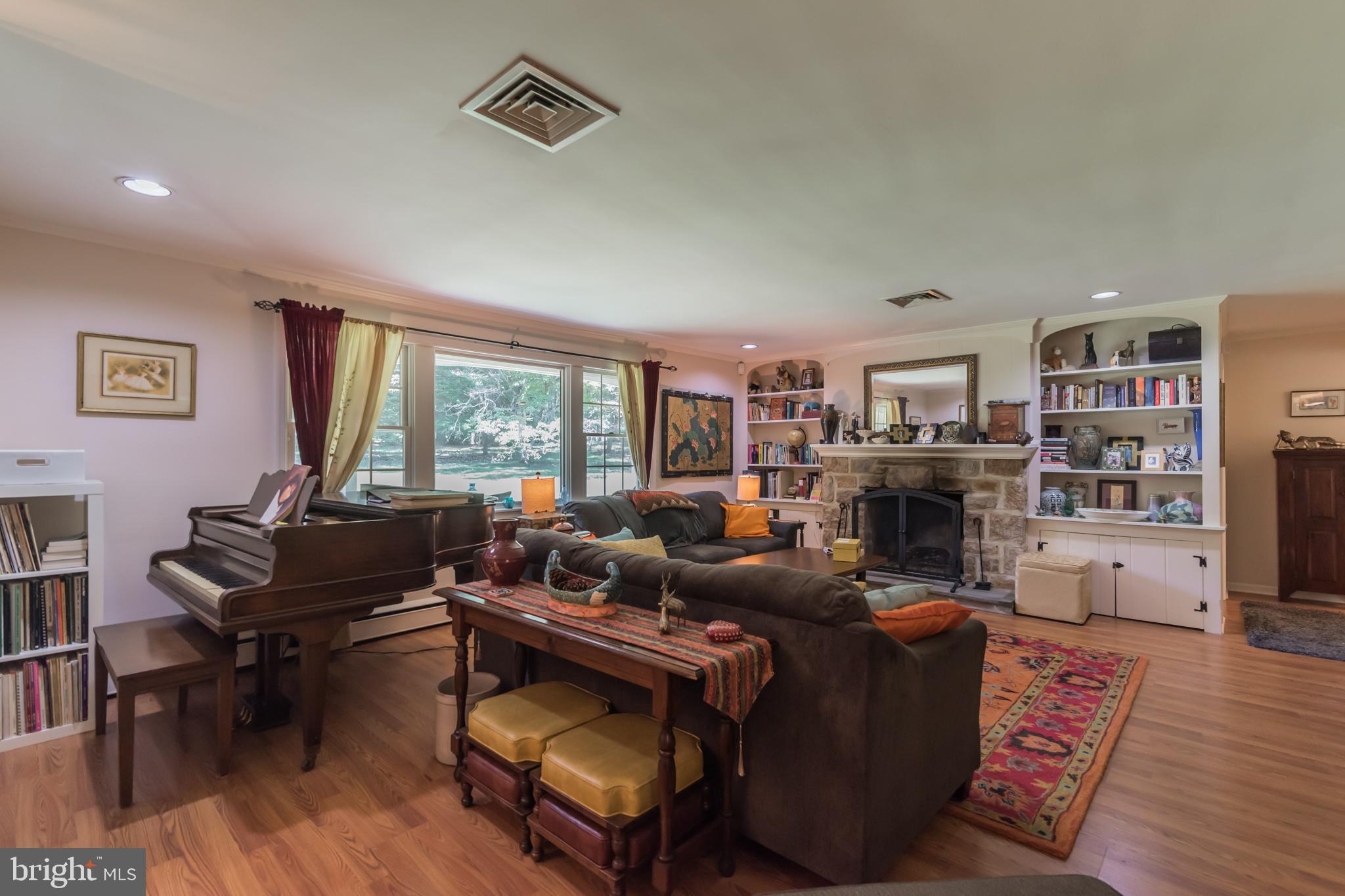 1345 Old Ford Road Huntingdon Valley, PA 19006 - Photo 8 of 30
