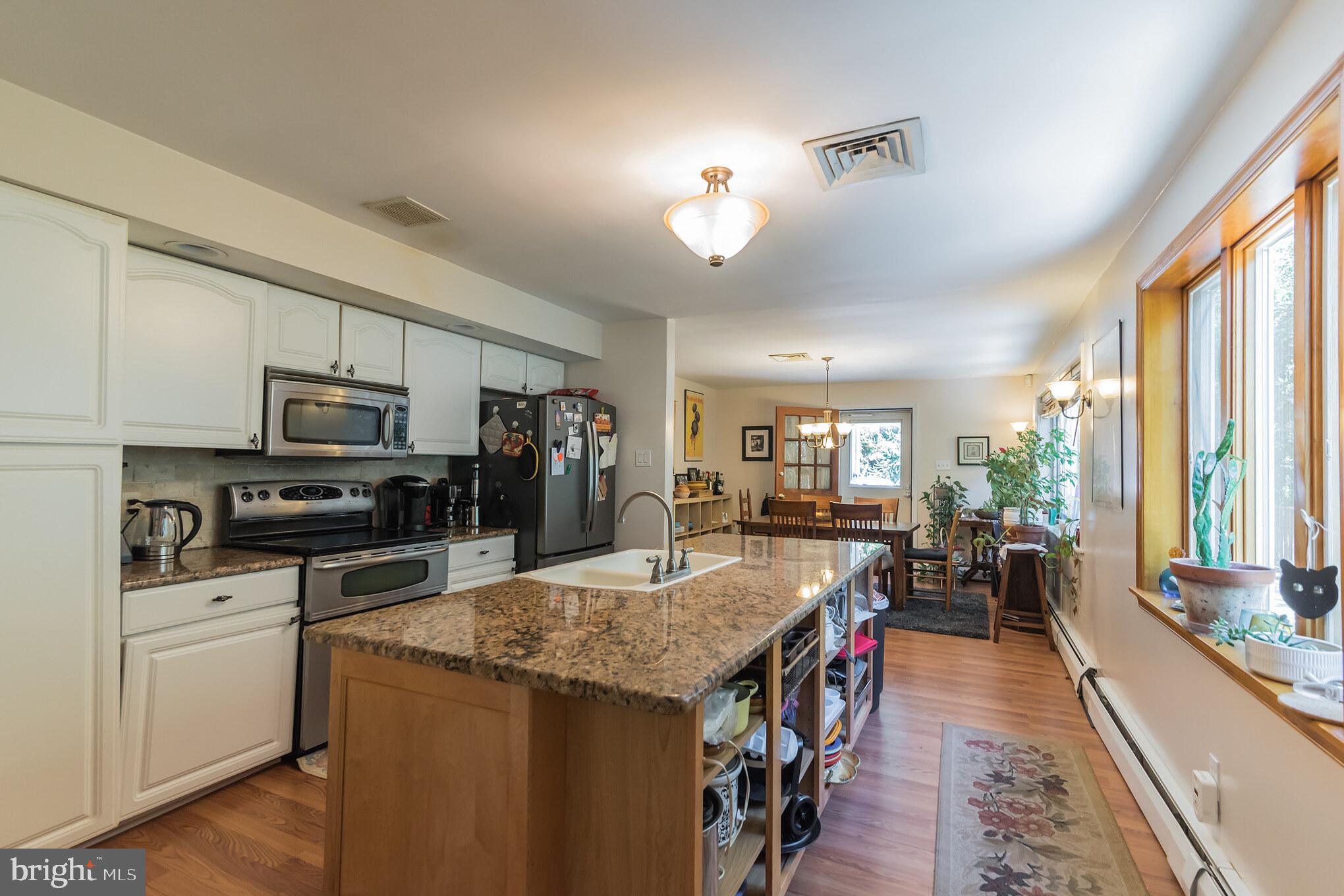 1345 Old Ford Road Huntingdon Valley, PA 19006 - Photo 10 of 30