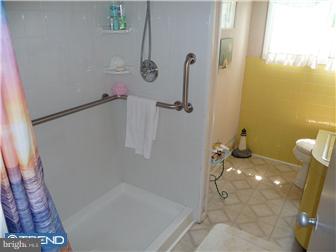 48 Red Berry Road Levittown, PA 19056 - Photo 10 of 12 Bathroom