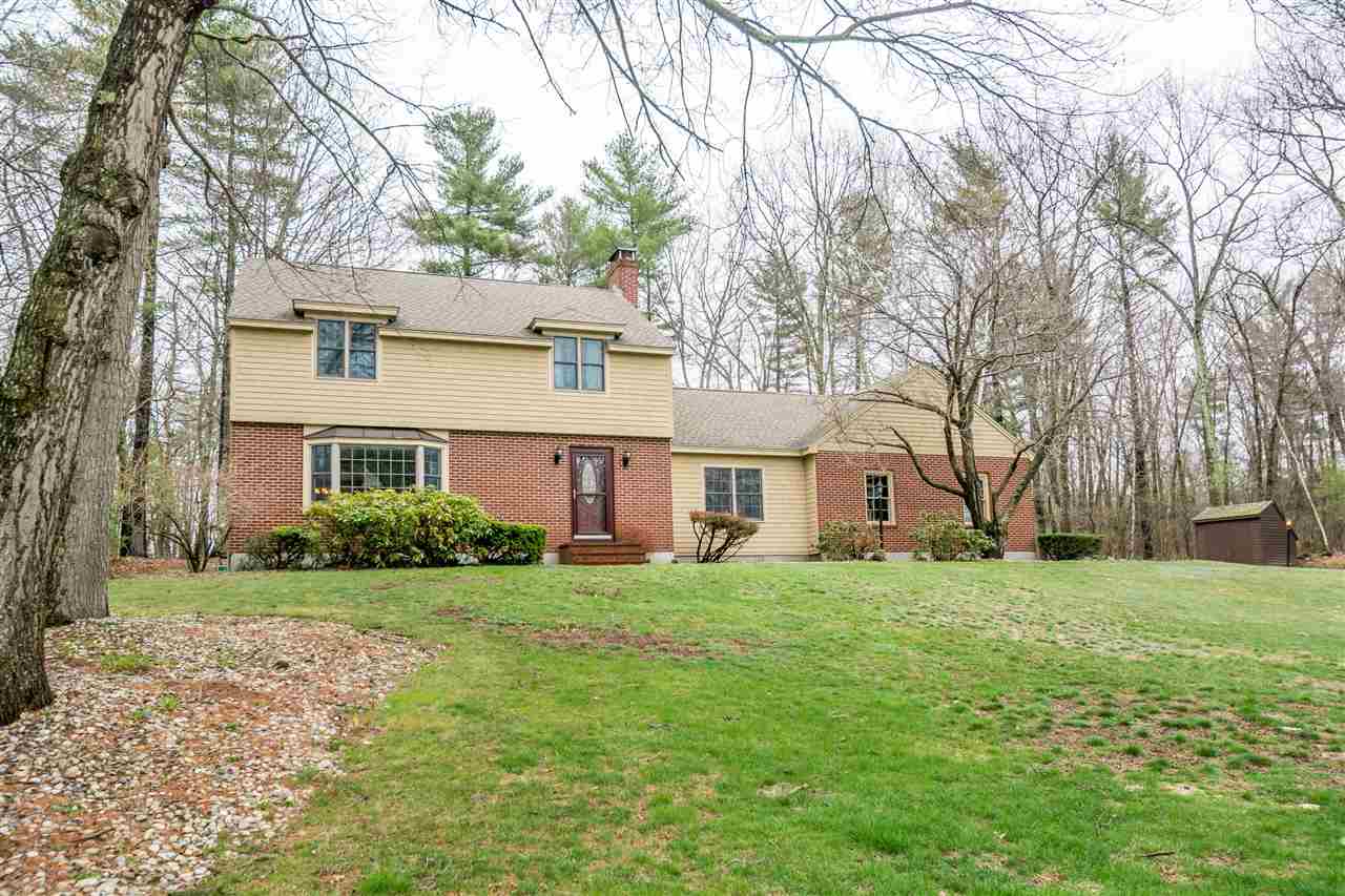 26 Oriole Road Windham, NH 03087 - Photo 1 of 1