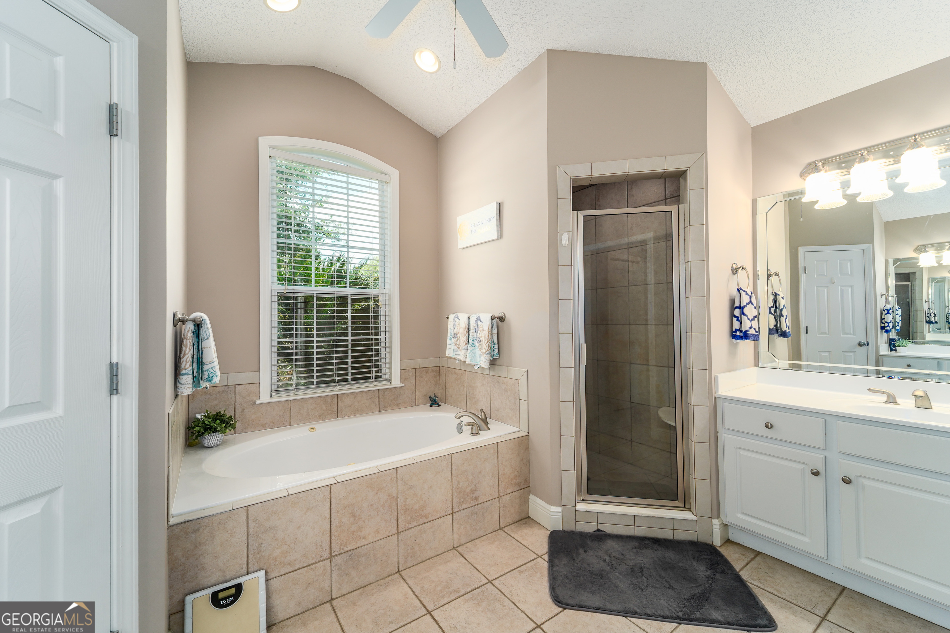 716 Stonewall Jackson Place Waycross, GA 31503 - Photo 6 of 46