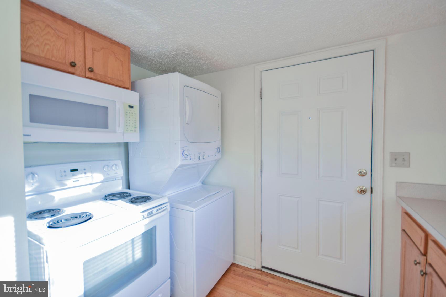 211 Cranes Lane Ranson, WV 25438 - Photo 14 of 41 Kitchen