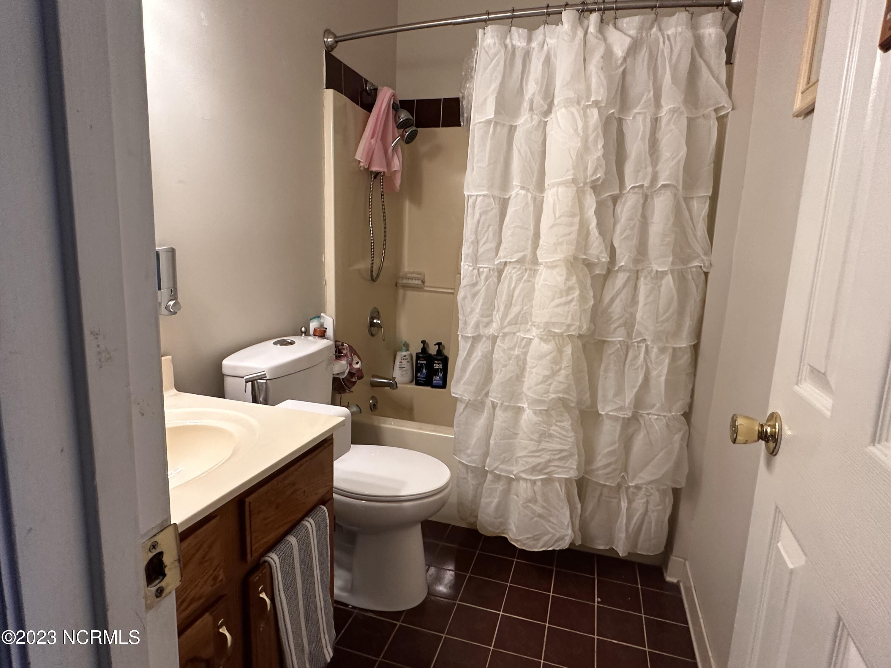 1034 West Carthage Road Lumberton, NC 28360 - Photo 29 of 31 IMG_9485