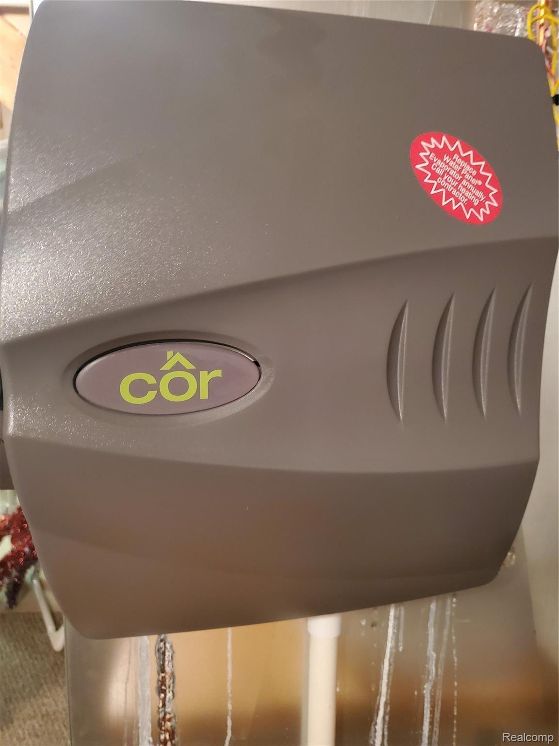 428 Lilly View Court Howell, MI 48843 - Photo 32 of 38 lvhumidifier.jpg