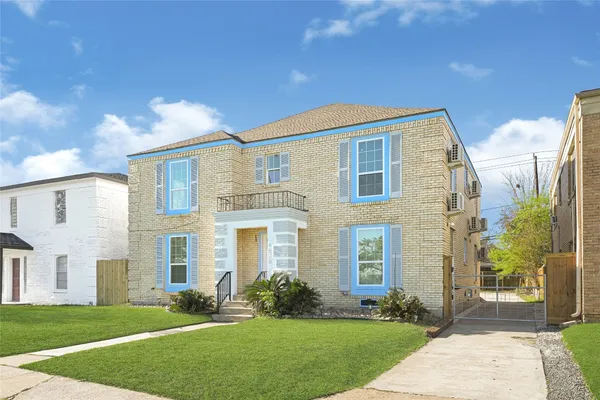 $1,499 | 6620 Lawndale Street, Unit 4, Houston, TX 77023