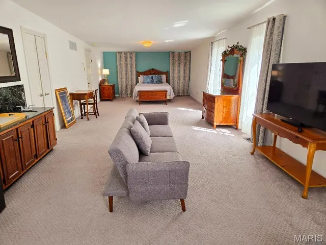 $1,050,000 | 1815 Lafayette Avenue, St. Louis, MO 63104